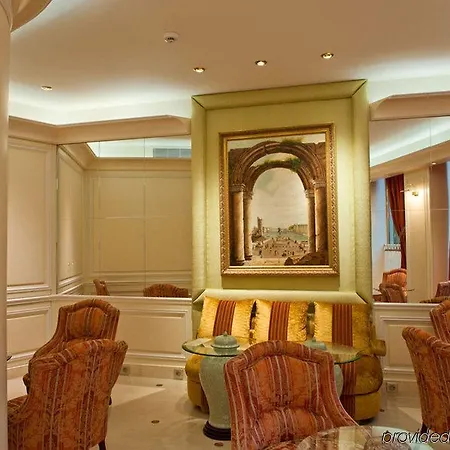 Hotel Le Regent 3*